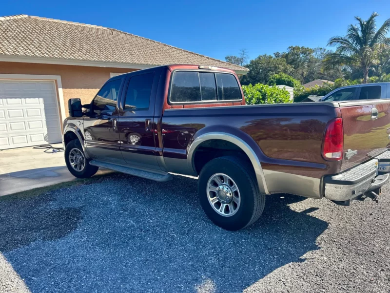 2007 Ford F-250 Heavy Duty King Ranch - Image 2